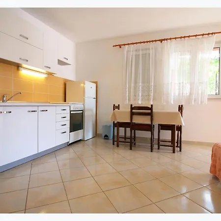 Eva Apartment Primosten