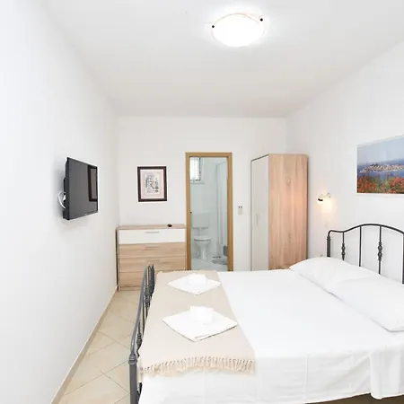 Apartment Eva